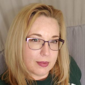 Meet your Posher, Suzanne